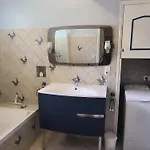 L'arche En Rez De Jardin De à *
