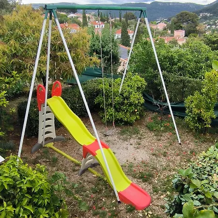 L'arche En Rez De Jardin De à *