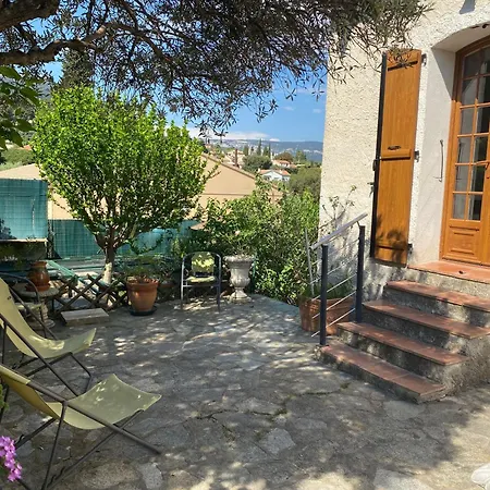 L'arche En Rez De Jardin De A